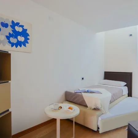 Sleeps 4 Wifi